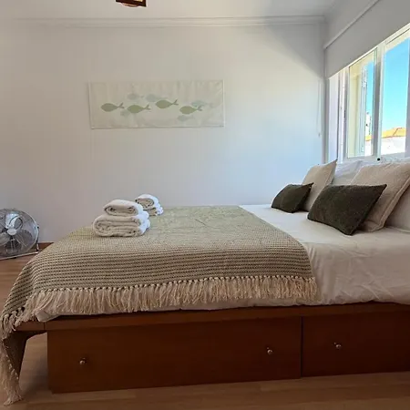 Apartman Oura View *