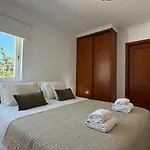 Apartment Oura View